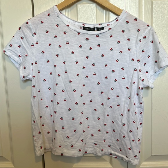 Ladies T shirt - Picture 1 of 4